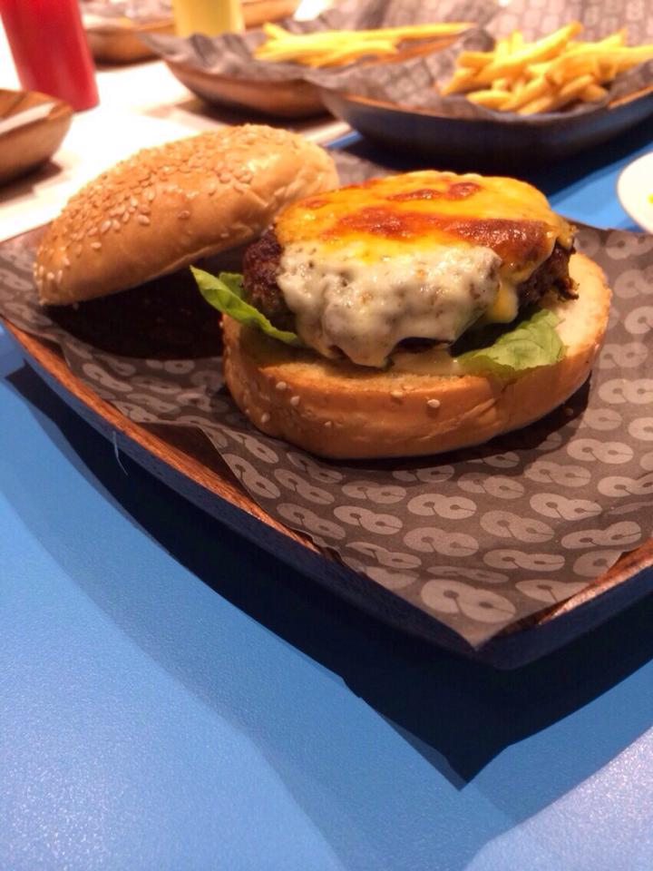 1661285_10203325699887541_1886105566_n